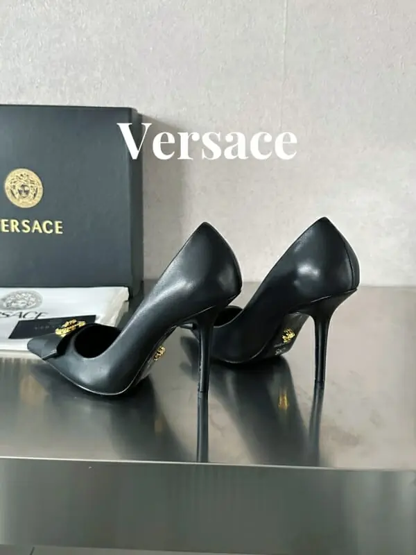 versace a talons hauts chaussures pour femme s_11747aa4